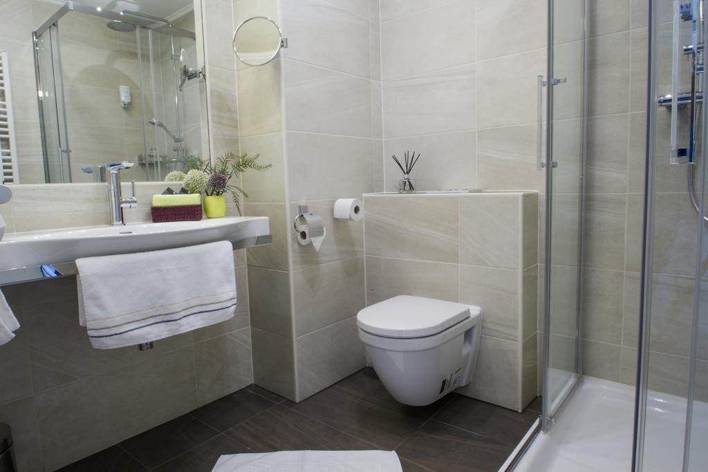 College Garden Hotel Bad Voeslau Pokój zdjęcie